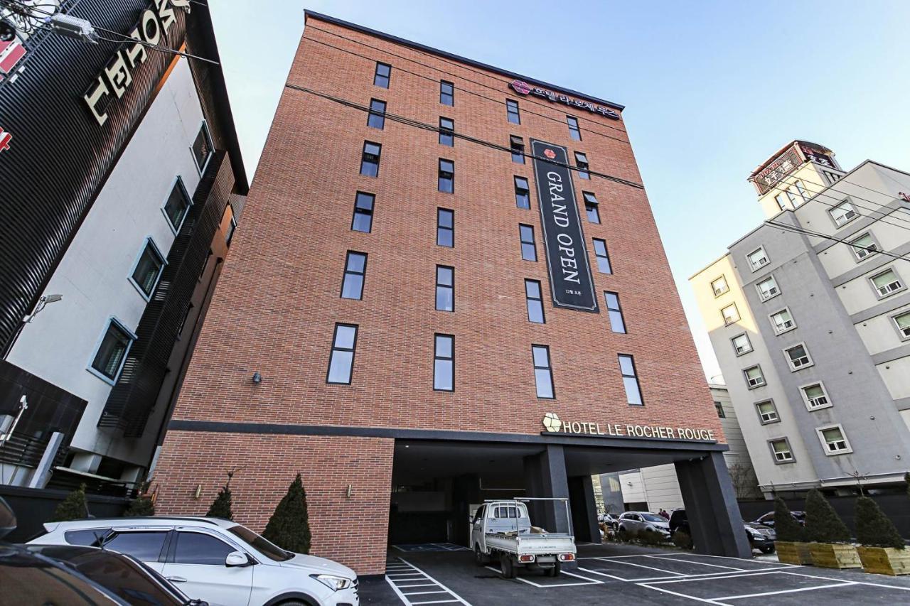Lerocherrouge Hotel チュンチョン エクステリア 写真