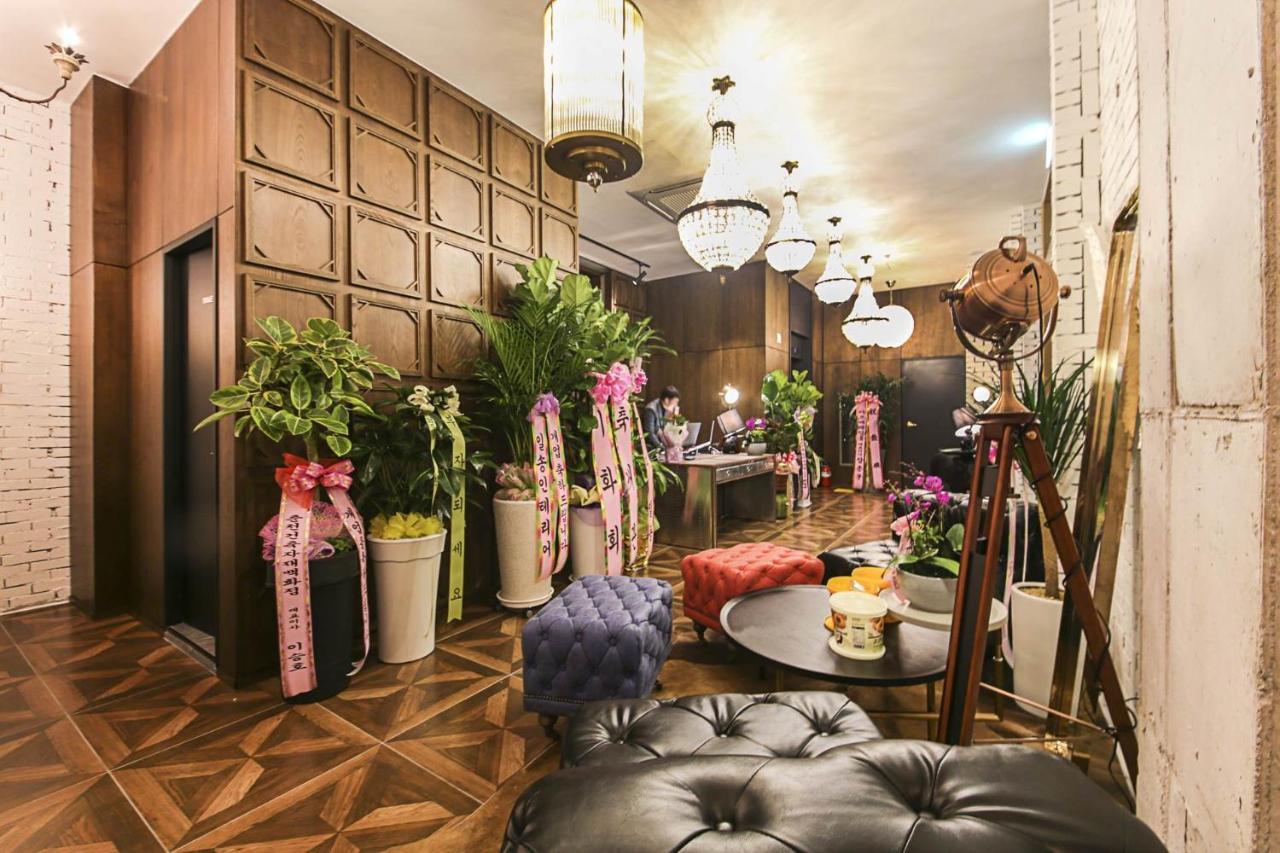 Lerocherrouge Hotel チュンチョン エクステリア 写真