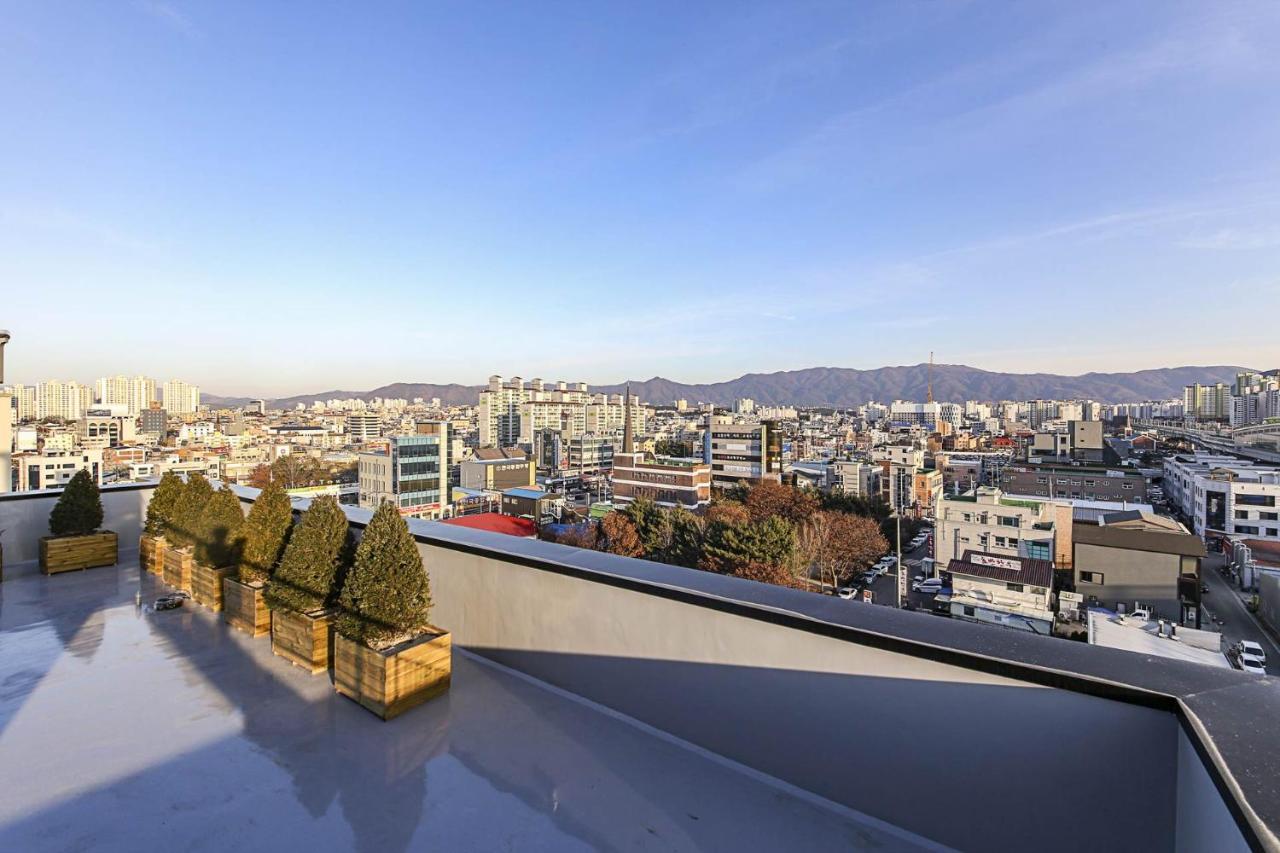 Lerocherrouge Hotel チュンチョン エクステリア 写真