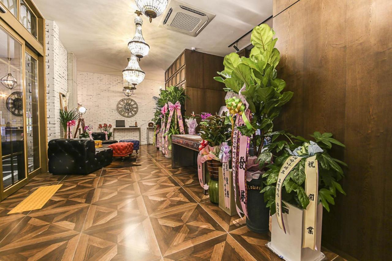 Lerocherrouge Hotel チュンチョン エクステリア 写真